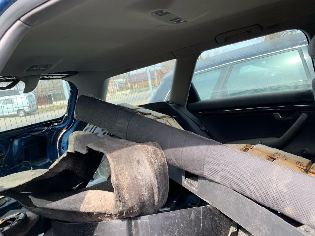 bontott AUDI A4 B6 Bal első Biztonsági Öv