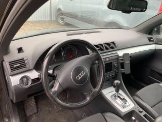 bontott AUDI A4 B6 Bal első Biztonsági Öv