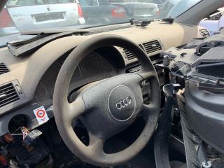 bontott AUDI A4 B6 Bal első Biztonsági Öv