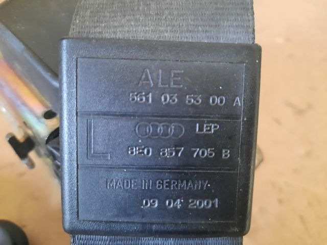 bontott AUDI A4 B6 Bal első Biztonsági Öv