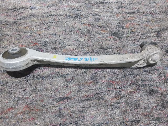 bontott AUDI A4 B6 Bal első Felső Lengőkar