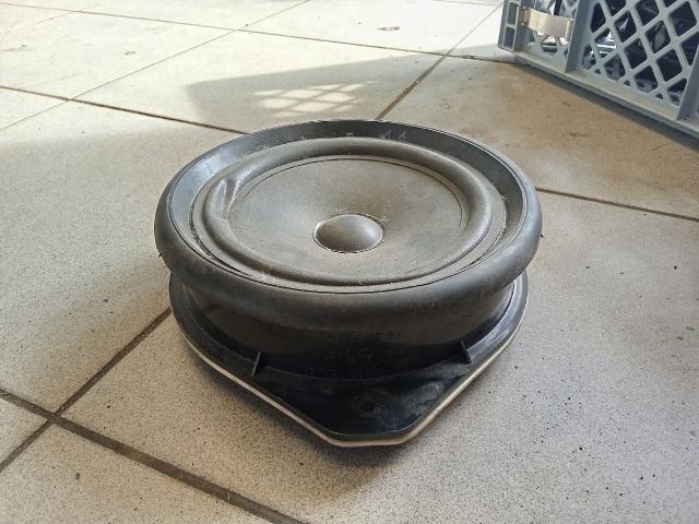 bontott AUDI A4 B6 Bal első Hangszóró