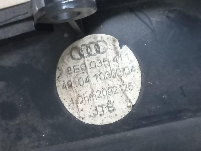 bontott AUDI A4 B6 Bal első Hangszóró