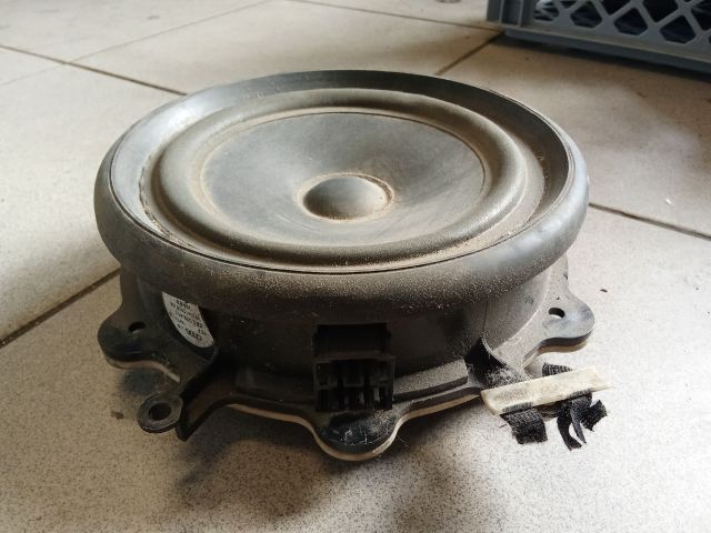 bontott AUDI A4 B6 Bal első Hangszóró