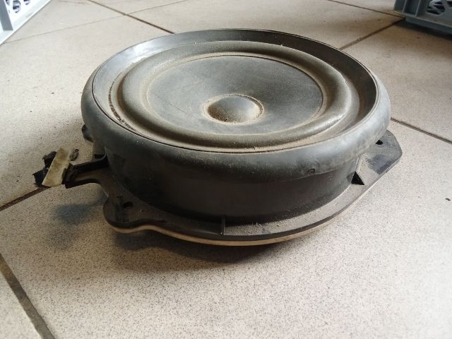 bontott AUDI A4 B6 Bal első Hangszóró