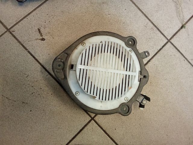 bontott AUDI A4 B6 Bal első Hangszóró