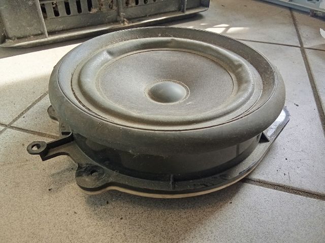 bontott AUDI A4 B6 Bal első Hangszóró