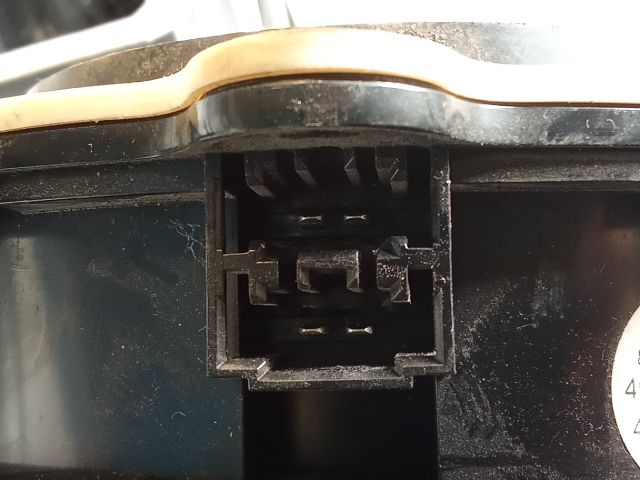 bontott AUDI A4 B6 Bal első Hangszóró