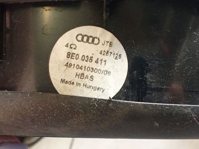 bontott AUDI A4 B6 Bal első Hangszóró