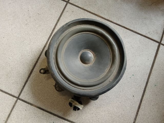 bontott AUDI A4 B6 Bal első Hangszóró