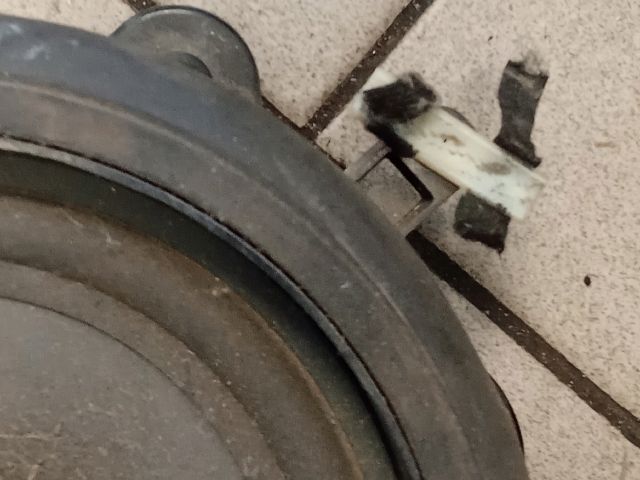 bontott AUDI A4 B6 Bal első Hangszóró