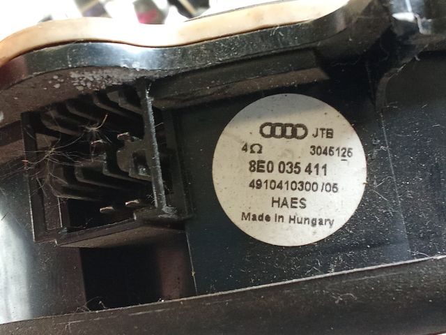 bontott AUDI A4 B6 Bal első Hangszóró