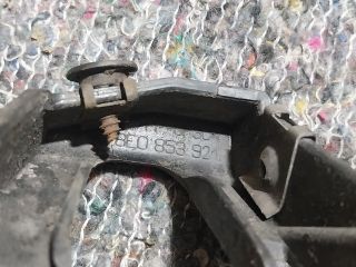 bontott AUDI A4 B6 Bal első Küszöb Tartó