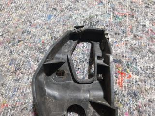 bontott AUDI A4 B6 Bal első Küszöb Tartó