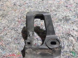 bontott AUDI A4 B6 Bal első Küszöb Tartó