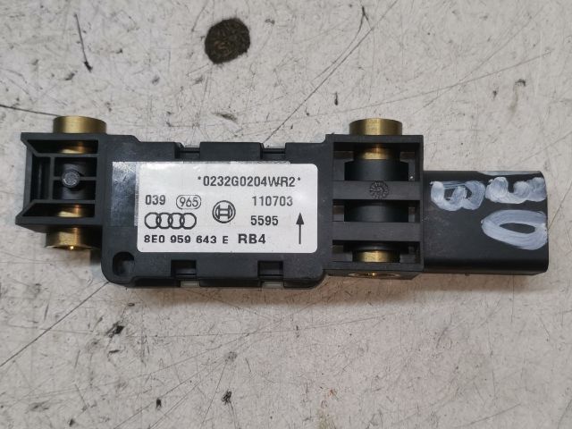 bontott AUDI A4 B6 Bal első Oldal Ütközés Érzékelő