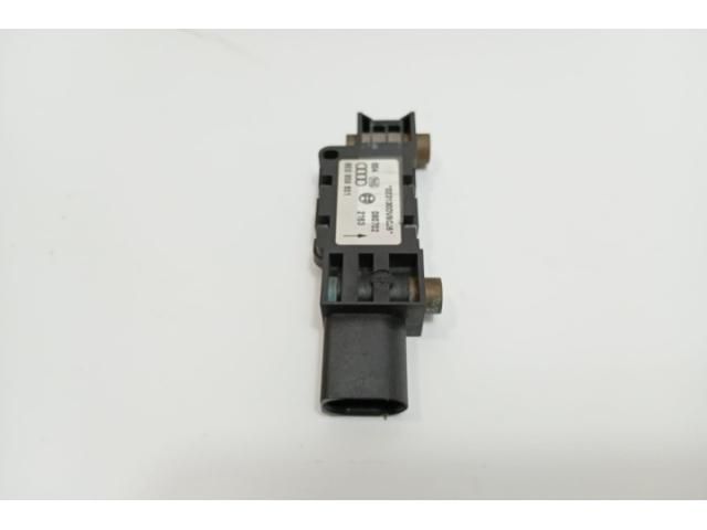 bontott AUDI A4 B6 Bal első Oldal Ütközés Érzékelő