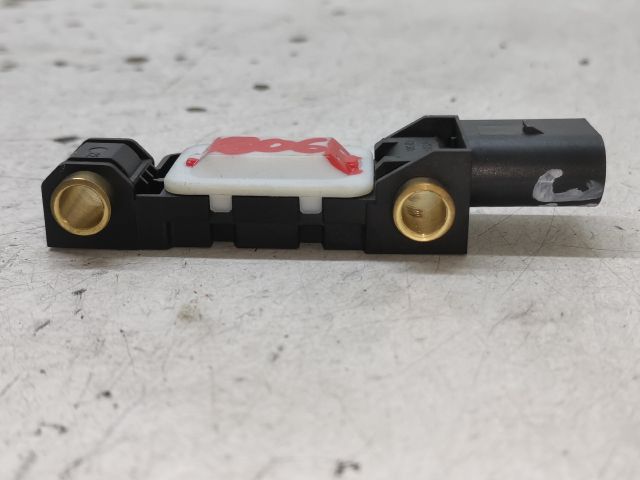 bontott AUDI A4 B6 Bal első Oldal Ütközés Érzékelő