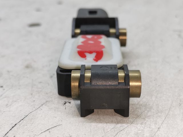 bontott AUDI A4 B6 Bal első Oldal Ütközés Érzékelő