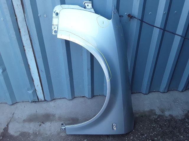 bontott AUDI A4 B6 Bal első Sárvédő