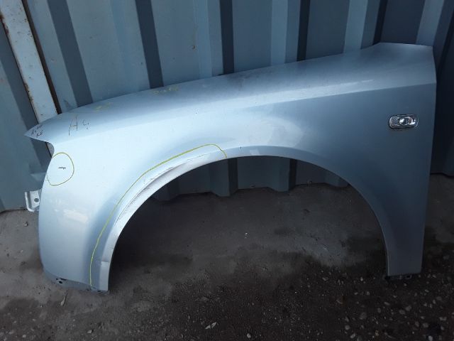 bontott AUDI A4 B6 Bal első Sárvédő