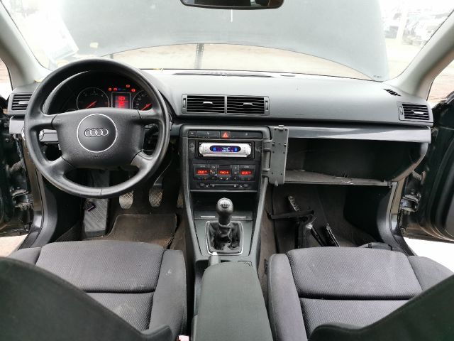 bontott AUDI A4 B6 Bal első Ülés