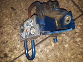 bontott AUDI A4 B6 Bal első Zsanér