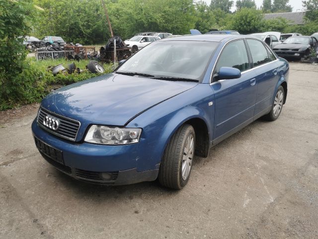 bontott AUDI A4 B6 Bal Fényszóró