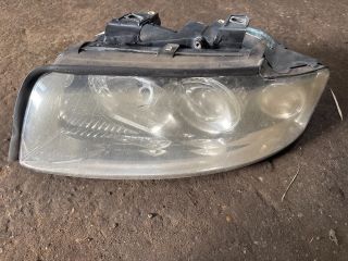 bontott AUDI A4 B6 Bal Fényszóró