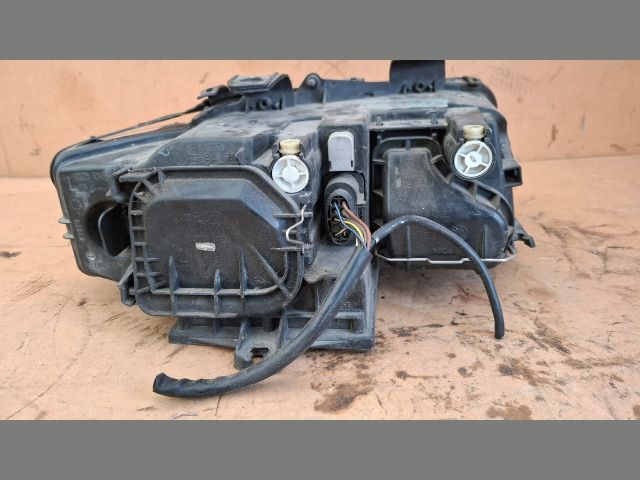 bontott AUDI A4 B6 Bal Fényszóró