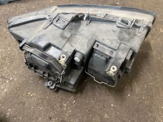 bontott AUDI A4 B6 Bal Fényszóró
