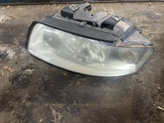 bontott AUDI A4 B6 Bal Fényszóró