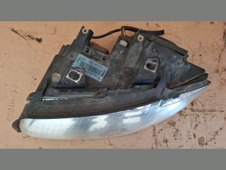 bontott AUDI A4 B6 Bal Fényszóró