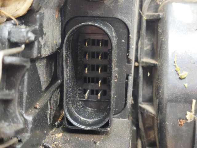 bontott AUDI A4 B6 Bal Fényszóró