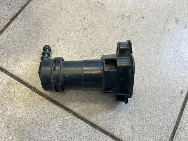 bontott AUDI A4 B6 Bal Fényszórómosó Fúvóka