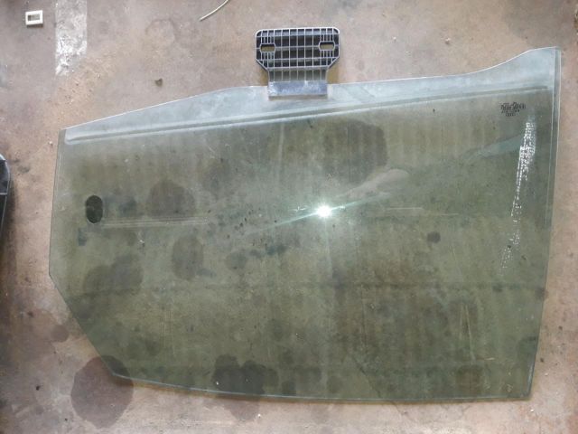 bontott AUDI A4 B6 Bal hátsó Ablak