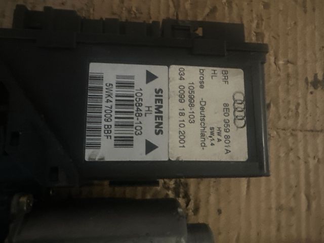 bontott AUDI A4 B6 Bal hátsó Ablakemelő Motor