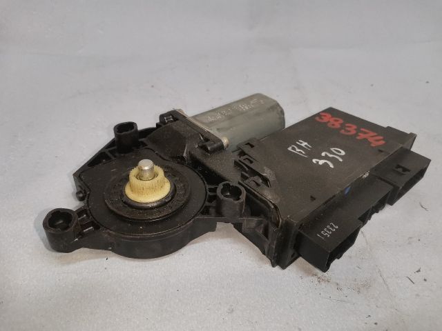 bontott AUDI A4 B6 Bal hátsó Ablakemelő Motor