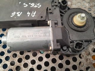 bontott AUDI A4 B6 Bal hátsó Ablakemelő Motor