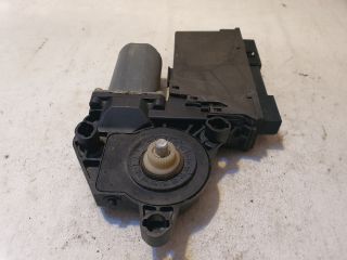 bontott AUDI A4 B6 Bal hátsó Ablakemelő Motor