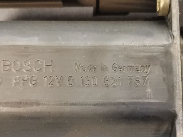 bontott AUDI A4 B6 Bal hátsó Ablakemelő Motor