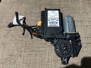 bontott AUDI A4 B6 Bal hátsó Ablakemelő Motor