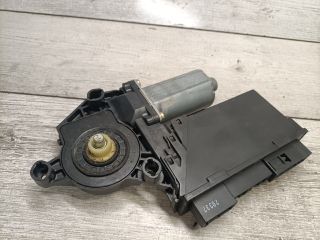 bontott AUDI A4 B6 Bal hátsó Ablakemelő Motor