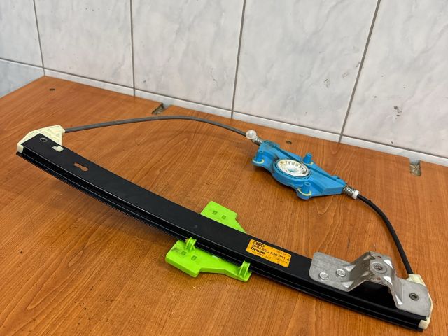 bontott AUDI A4 B6 Bal hátsó Ablakemelő Szerkezet (Elektromos)