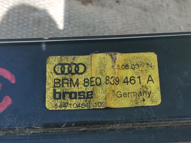 bontott AUDI A4 B6 Bal hátsó Ablakemelő Szerkezet (Elektromos)