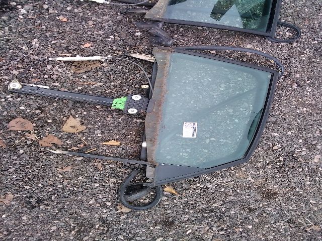 bontott AUDI A4 B6 Bal hátsó Ablakemelő Szerkezet (Elektromos)