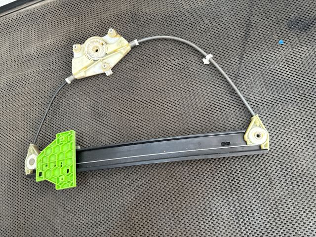 bontott AUDI A4 B6 Bal hátsó Ablakemelő Szerkezet (Elektromos)