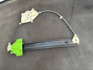 bontott AUDI A4 B6 Bal hátsó Ablakemelő Szerkezet (Elektromos)