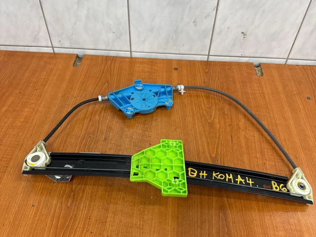 bontott AUDI A4 B6 Bal hátsó Ablakemelő Szerkezet (Elektromos)