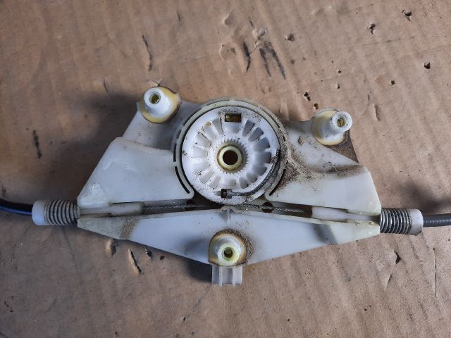 bontott AUDI A4 B6 Bal hátsó Ablakemelő Szerkezet (Mechanikus)